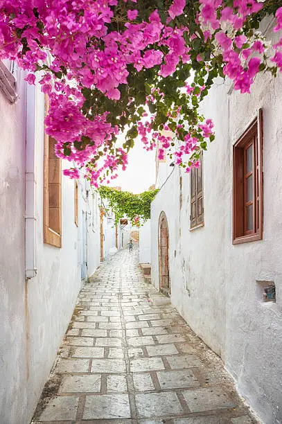 fun places to visit in greece